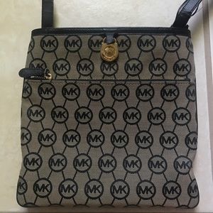 Michael Kors Crossbody Bag
